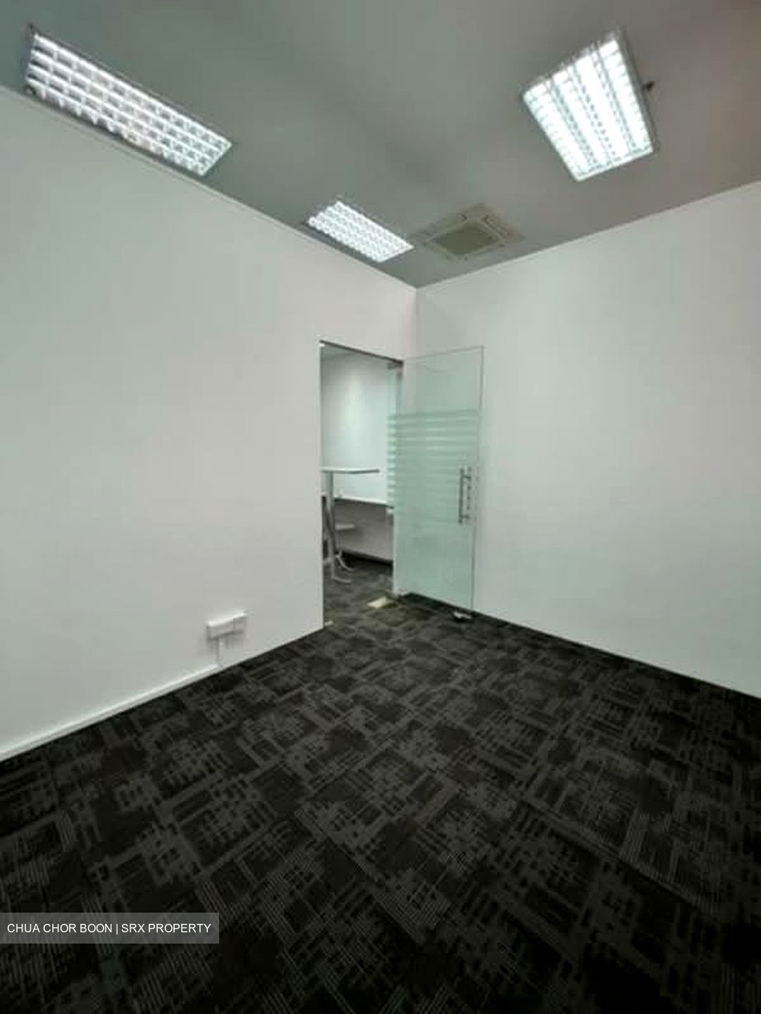 International Plaza (D2), Office #559693801